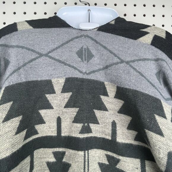 Millibon USA Shawl Scarf Aztec Print Soft Black And Grey - Picture 4 of 6